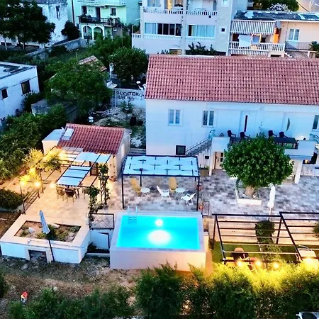 Ana Sea View Apartment *